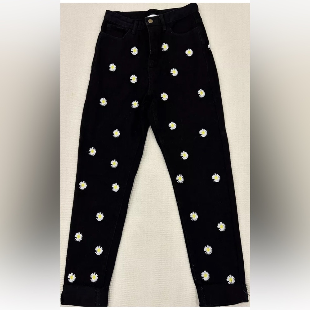 Princess Polly Jeans High Rise Embroidered Flowers Y2K Size 4
